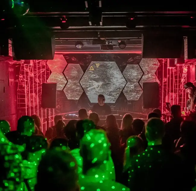 Cross Club