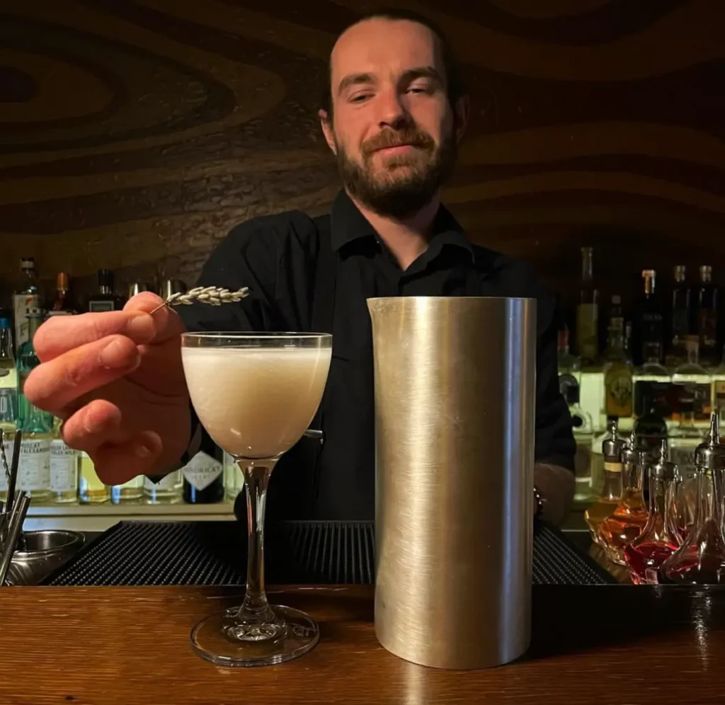 Green Door Bar